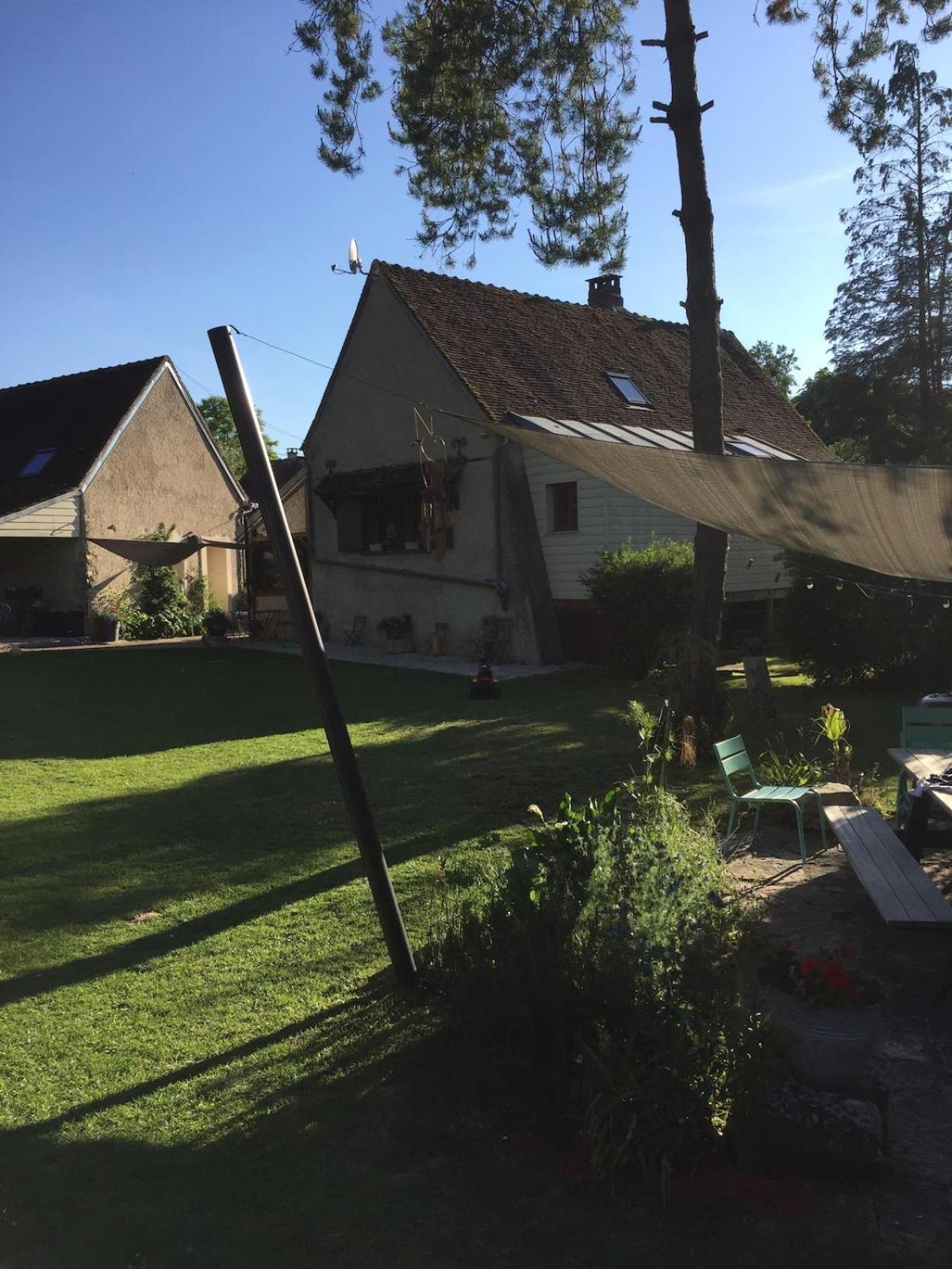 Villa Le Refuge De Valprofonde Villeneuve-sur-Yonne Exterior foto